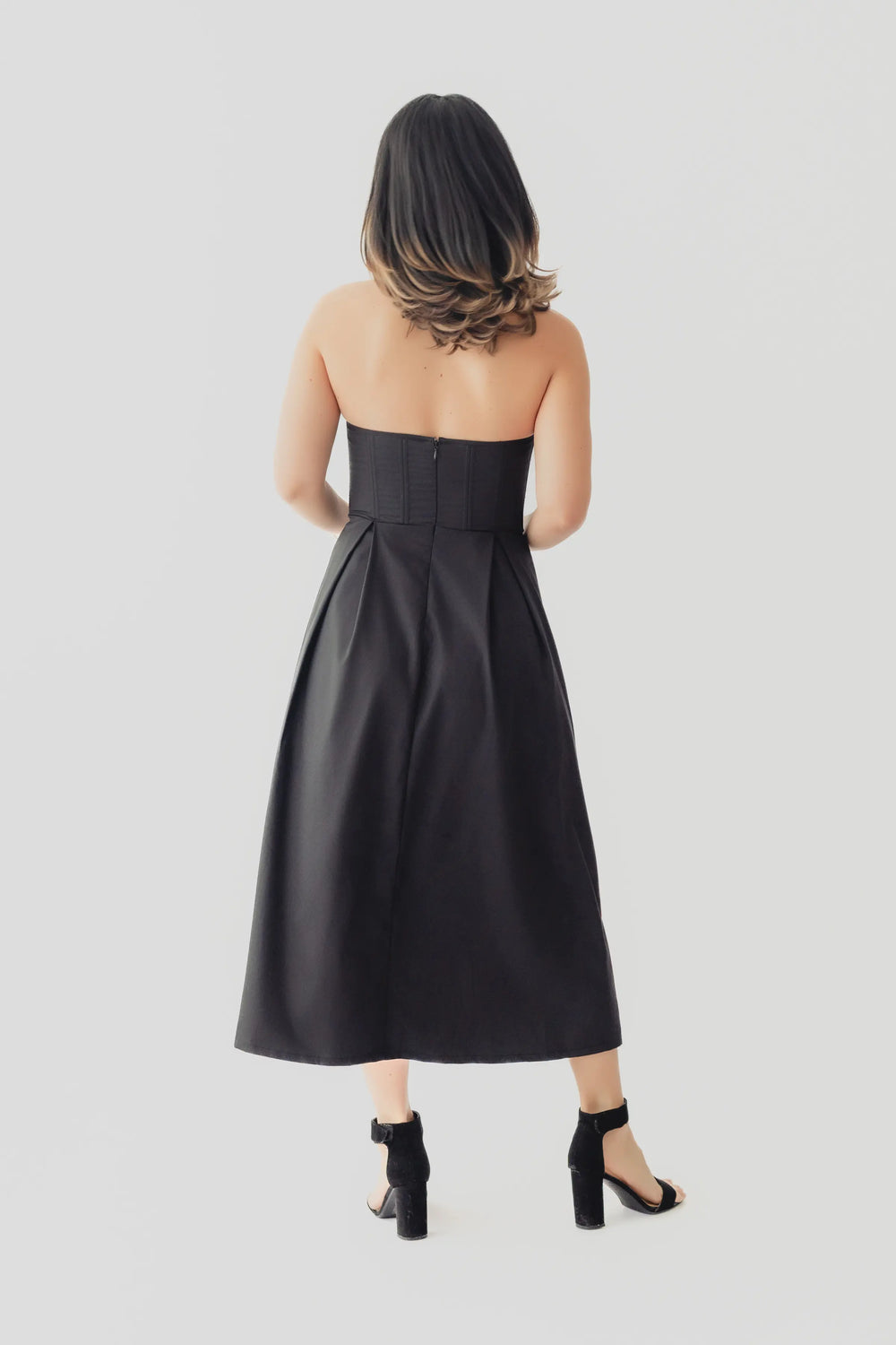 Crescent Zeah V-Wire Midi Dress